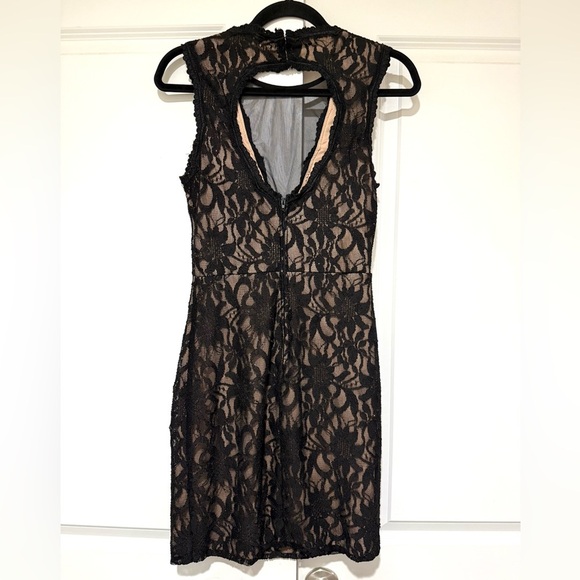 City Studio Black Lace Overlay Dress sz 7 - Picture 2 of 4